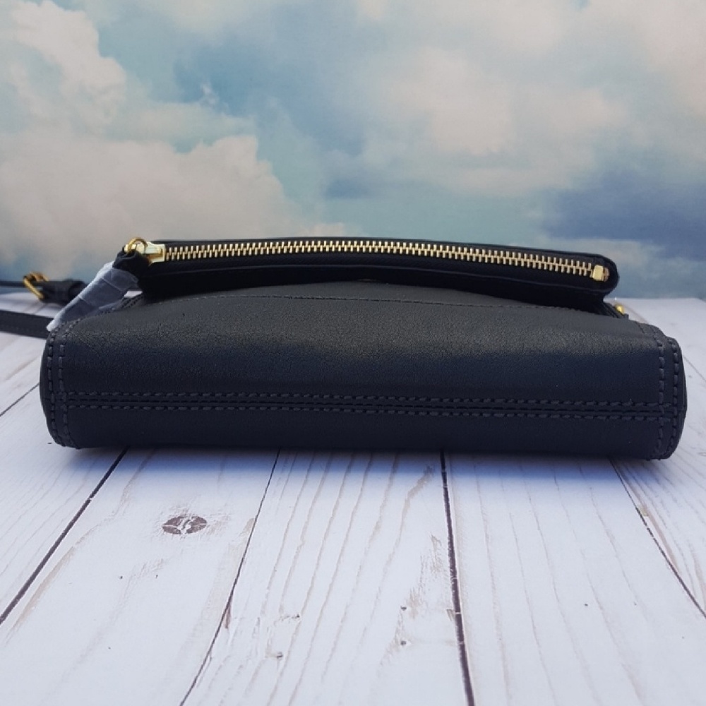 FRYE Crossbody NWT - Picture 7 of 8